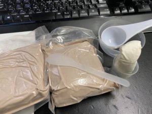 画像2: LiveRockScapingCement900g ライブロック スケービング セメント (2)